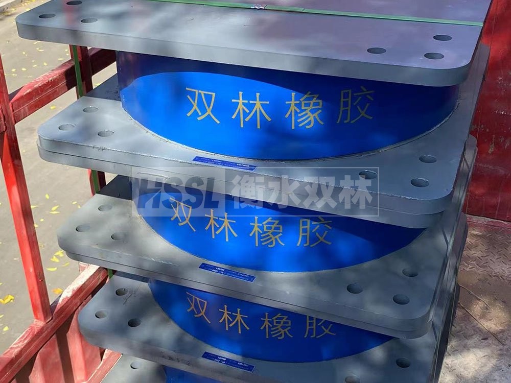 组合隔震支座
